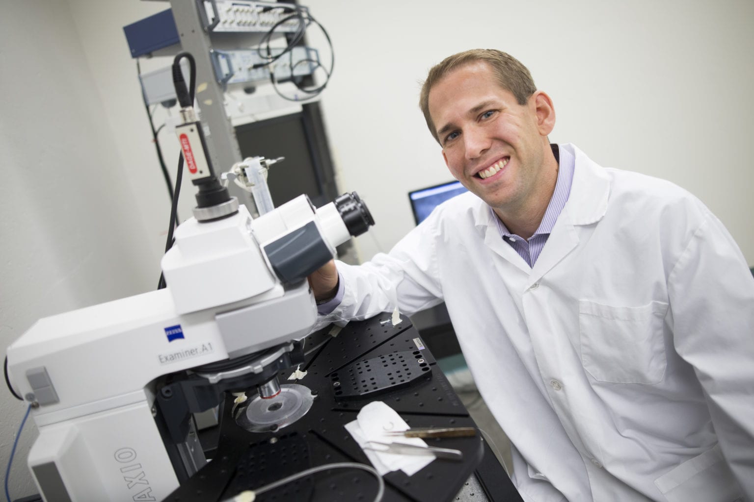 Searching for Better Chronic Pain Treatments [Dr. Mike Hildebrand, 1997